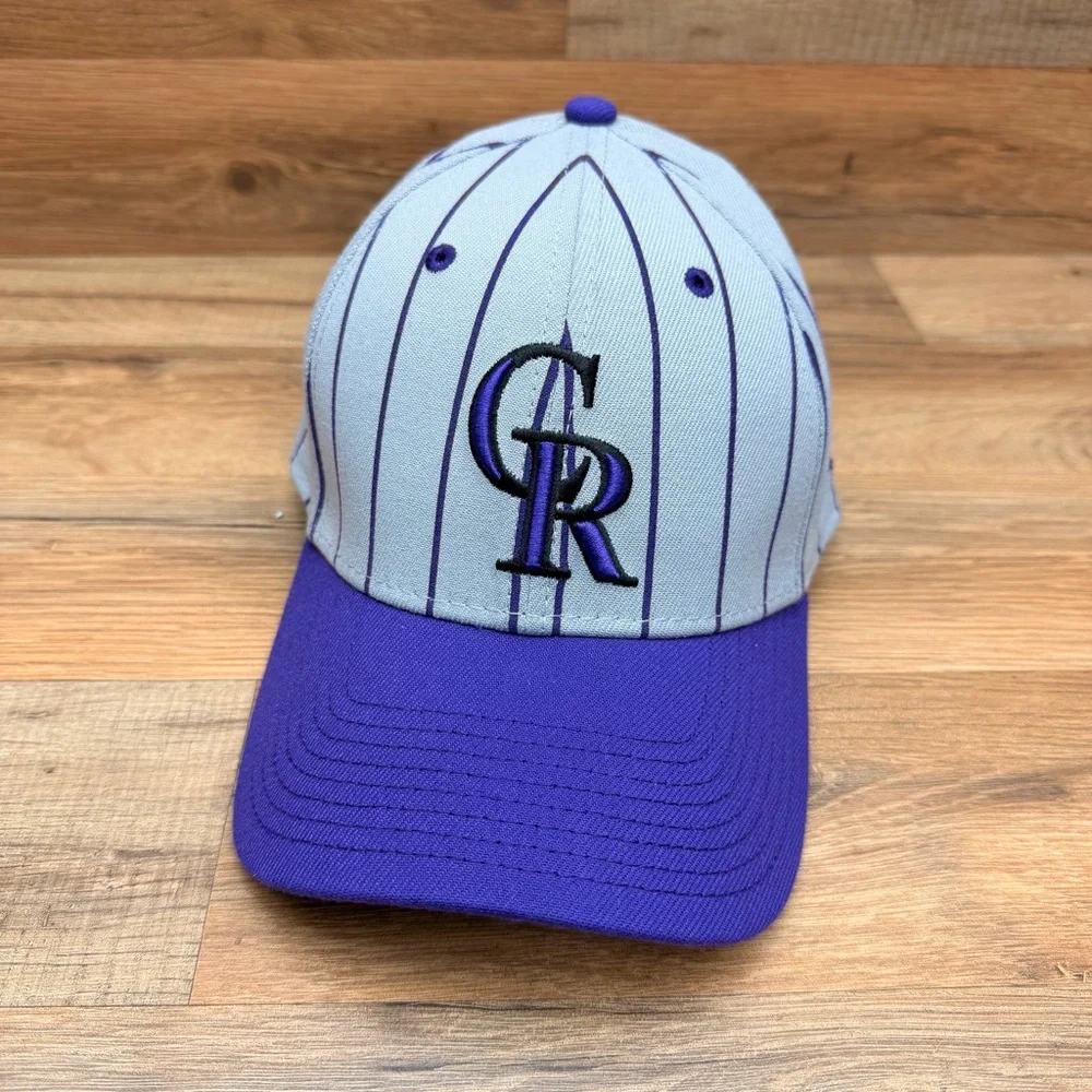 Vtg Colorado Rockies Hat New size S/M Era Black and White 39THIRTY Cap